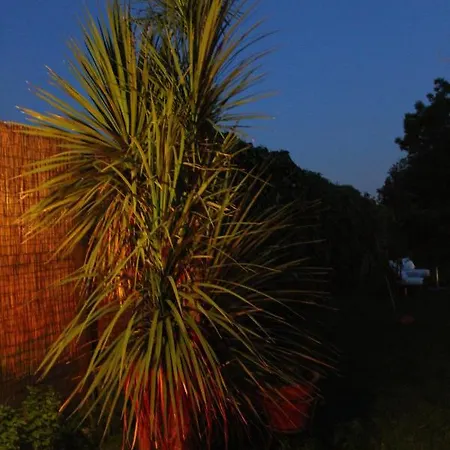 Residenza Sud - Con Giardino بيت للعطل