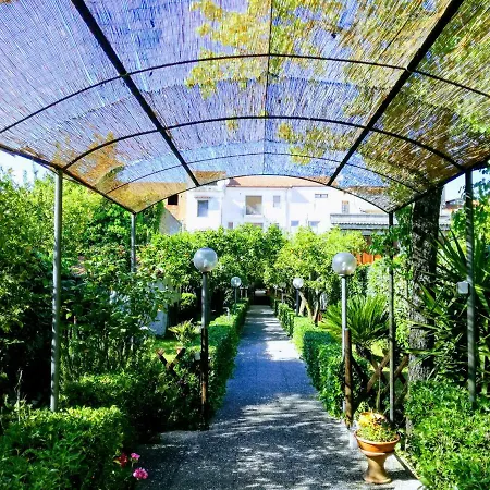 Residenza Sud - Con Giardino * Caserta